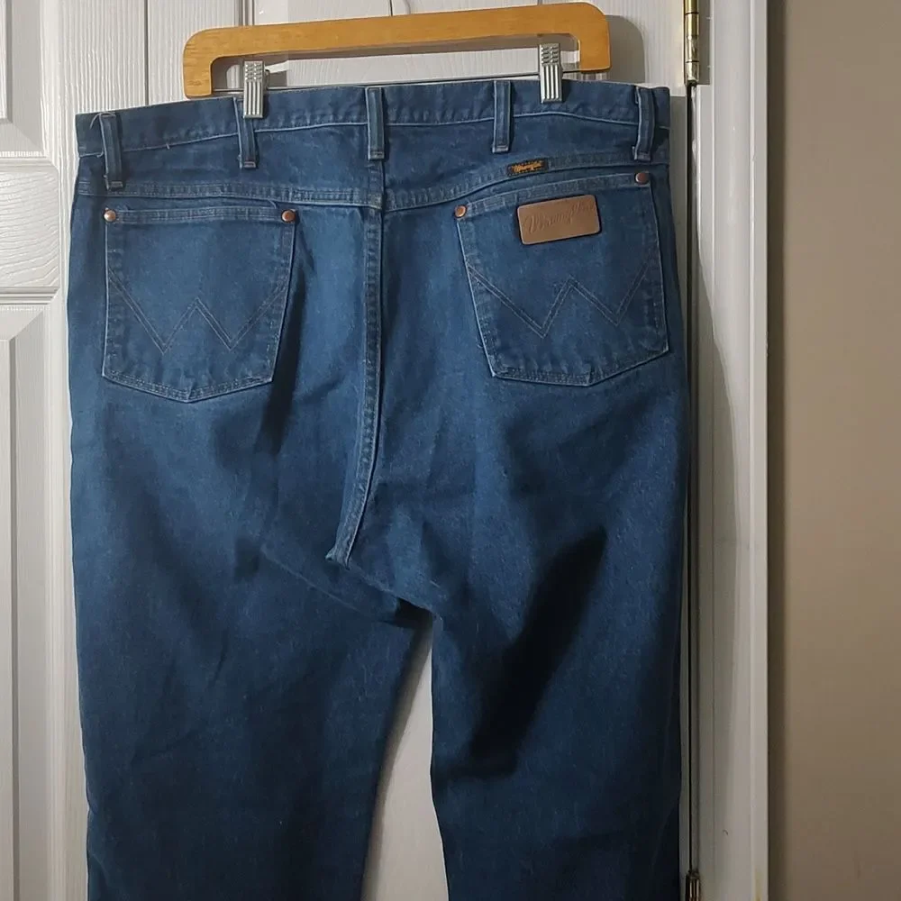 Wrangler  jeans  Sz 40x32